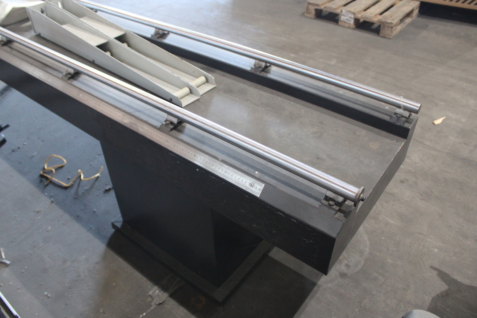 Kétfejes vágófűrész PVC profilokhoz BOHMAN Machinery 5