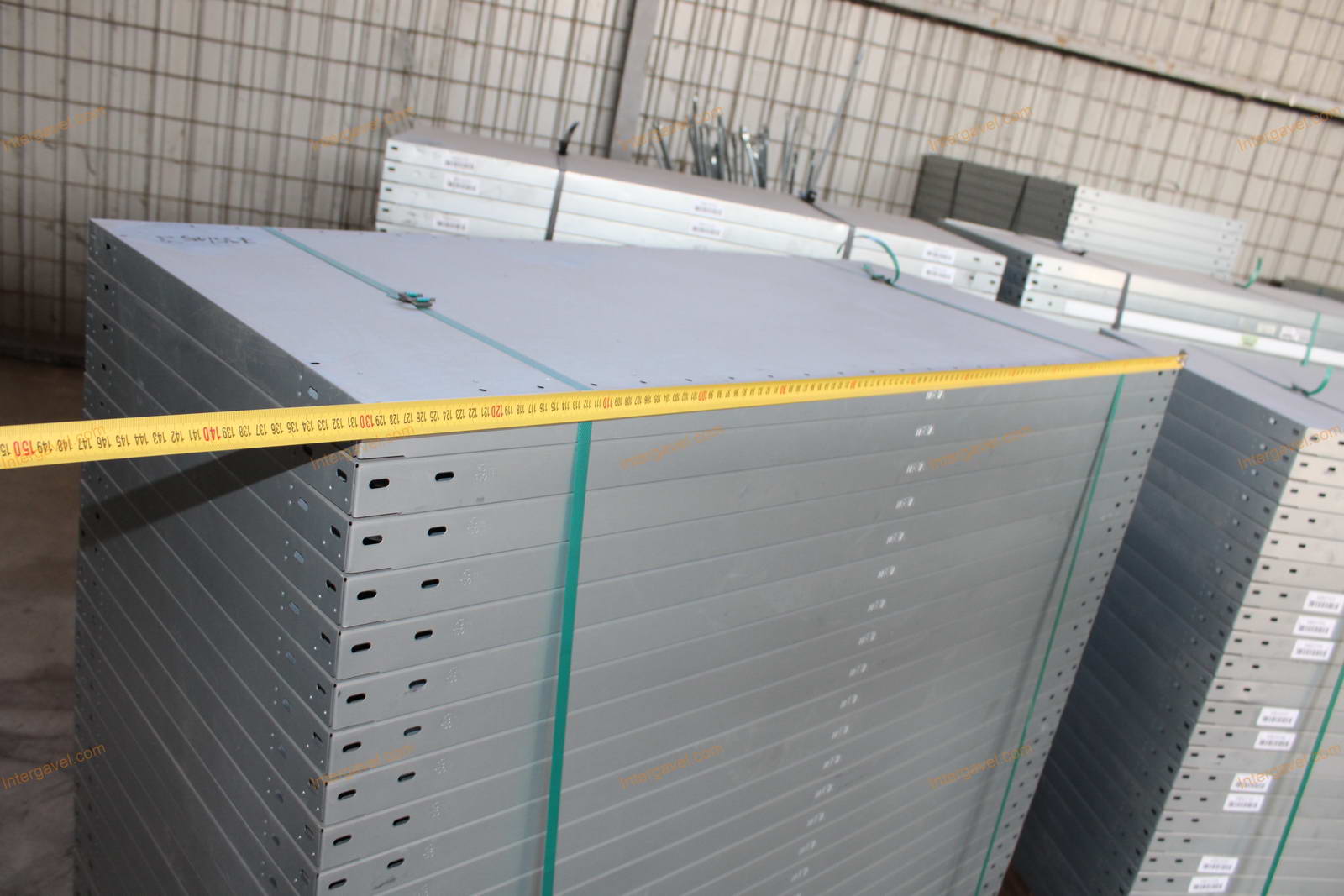 Polcos állvány elemek 53