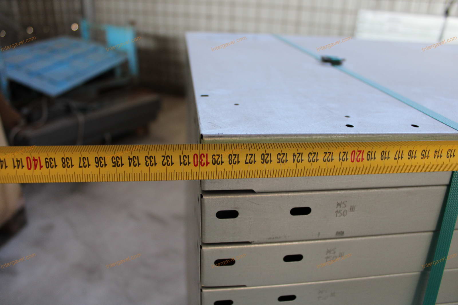 Polcos állvány elemek 54