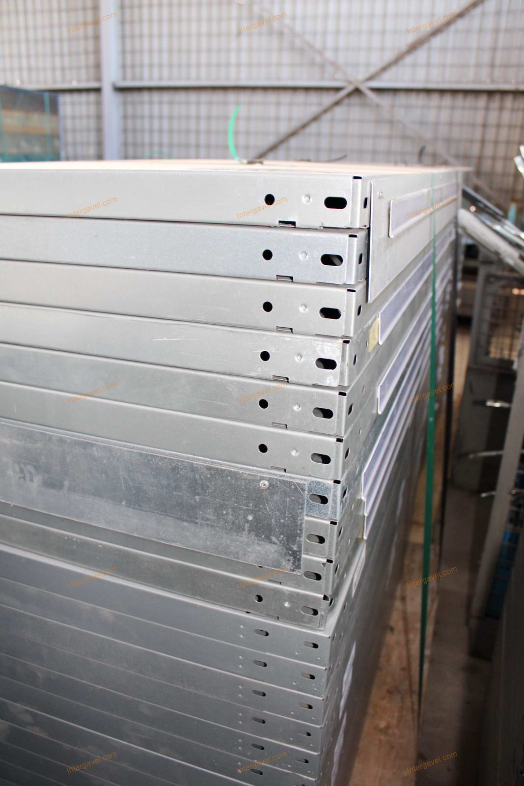 Polcos állvány elemek 70