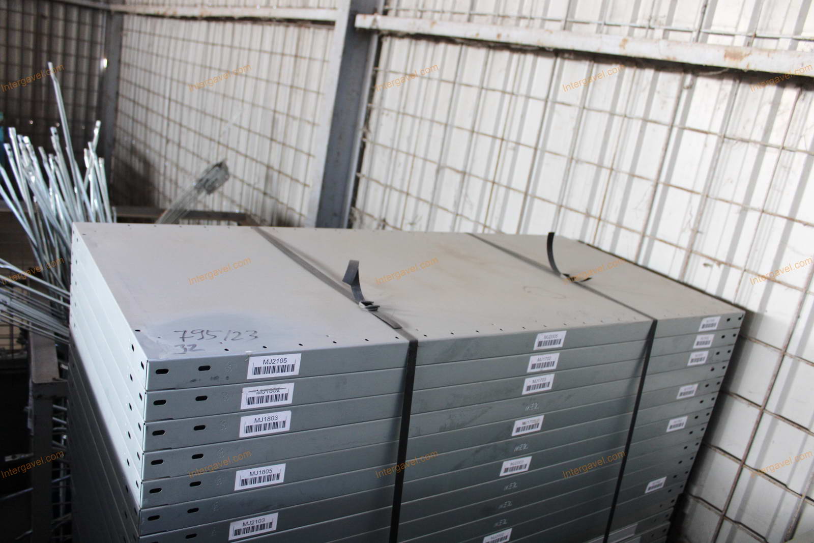 Polcos állvány elemek 72