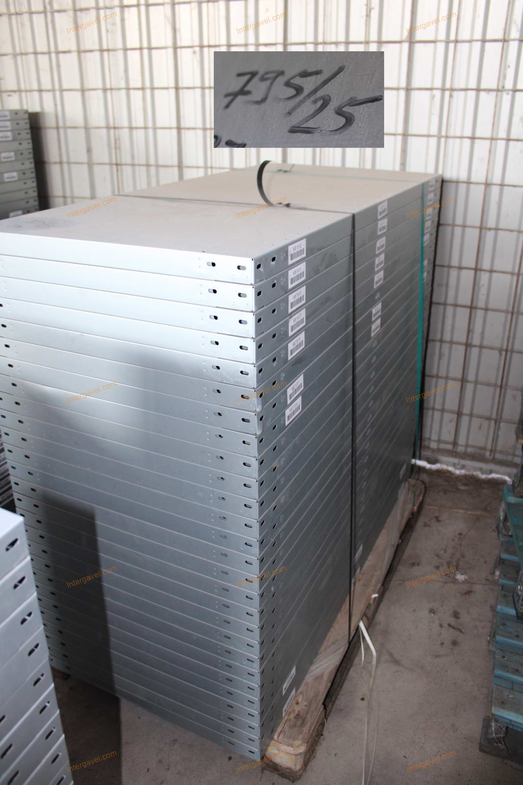 Polcos állvány elemek 74