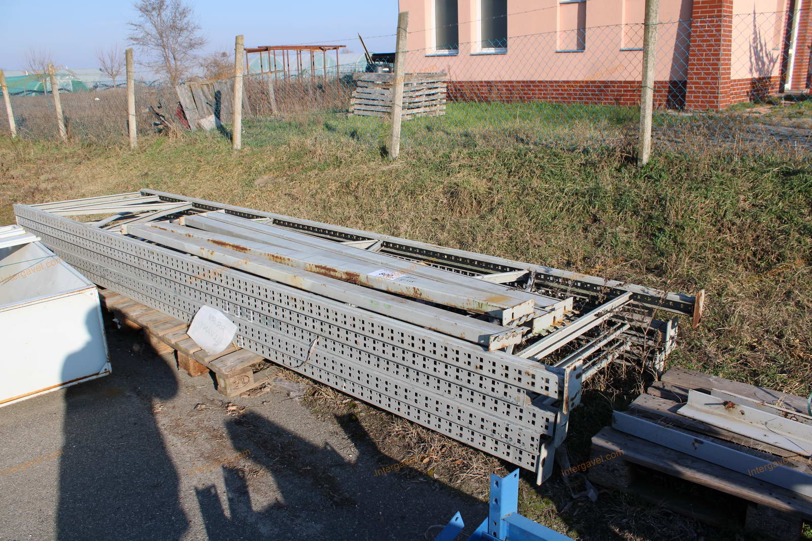 Raklapos állványelemek 2