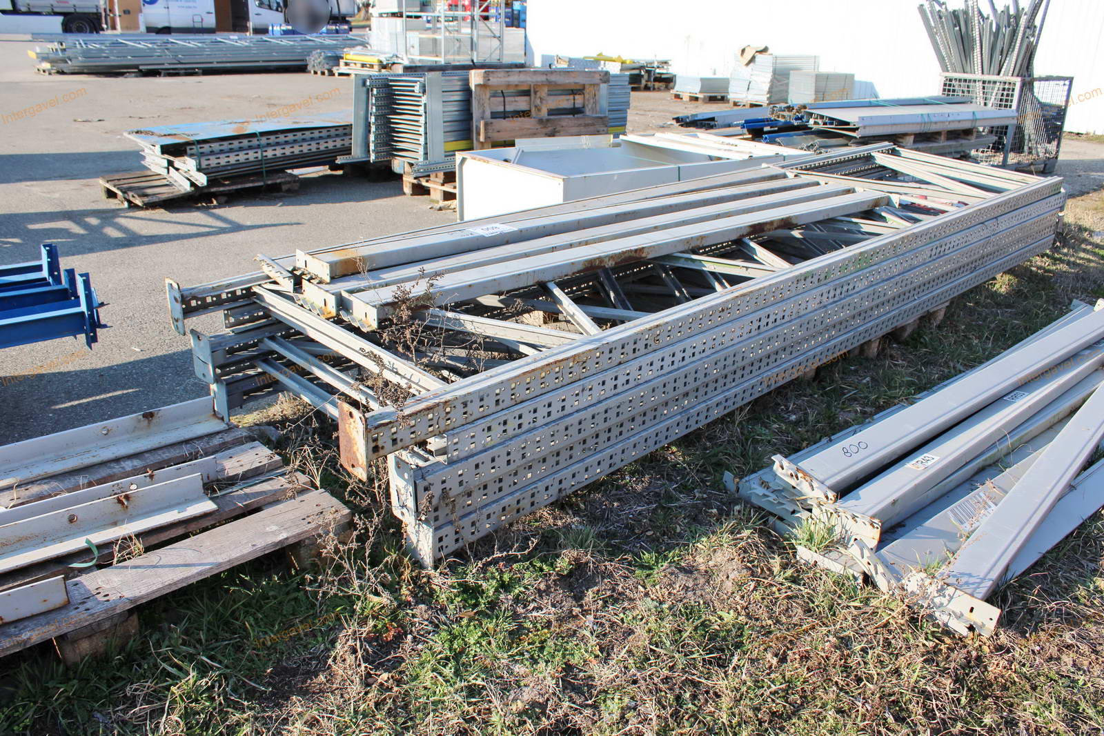 Raklapos állványelemek 10