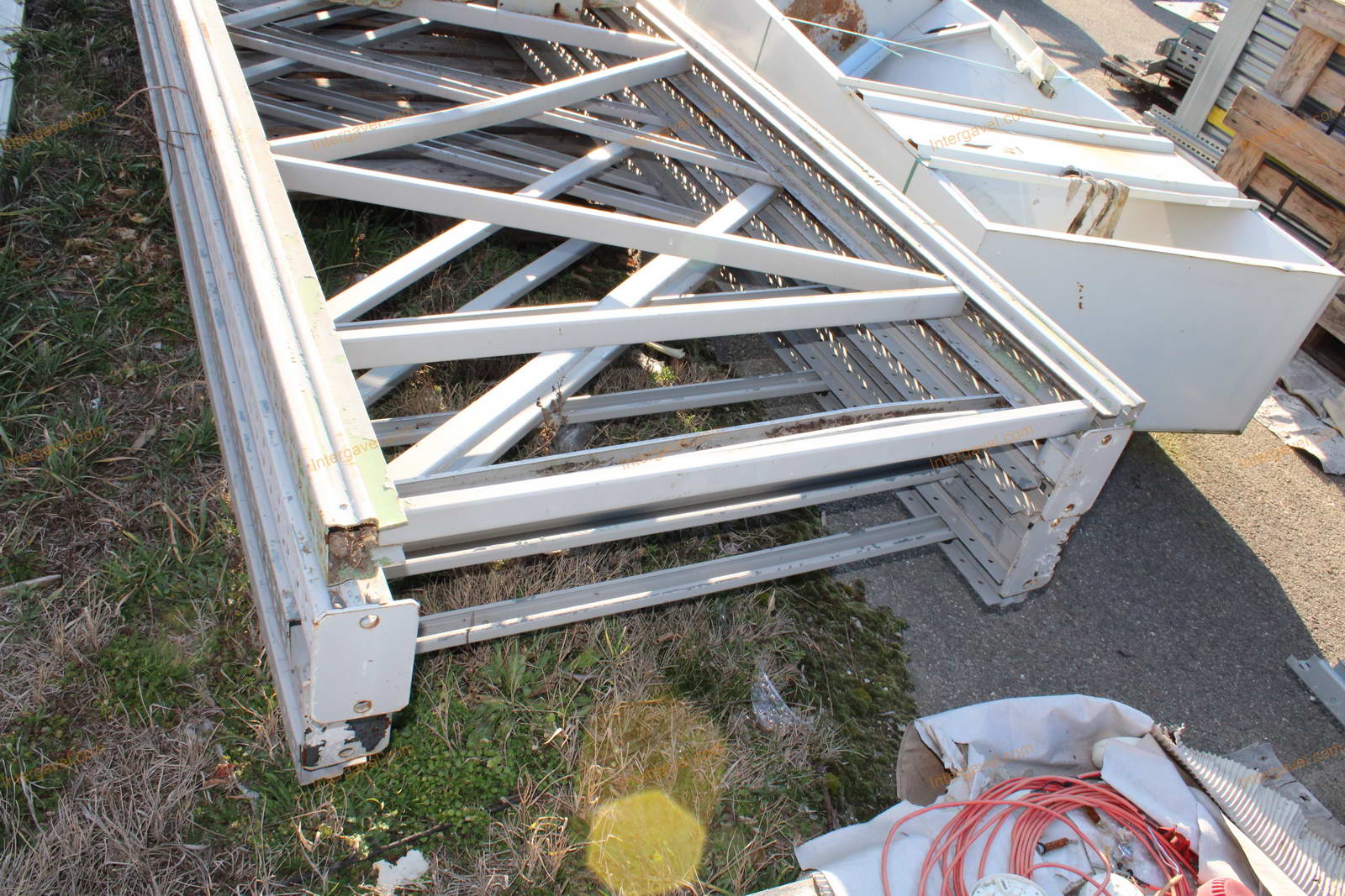 Raklapos állványelemek 11