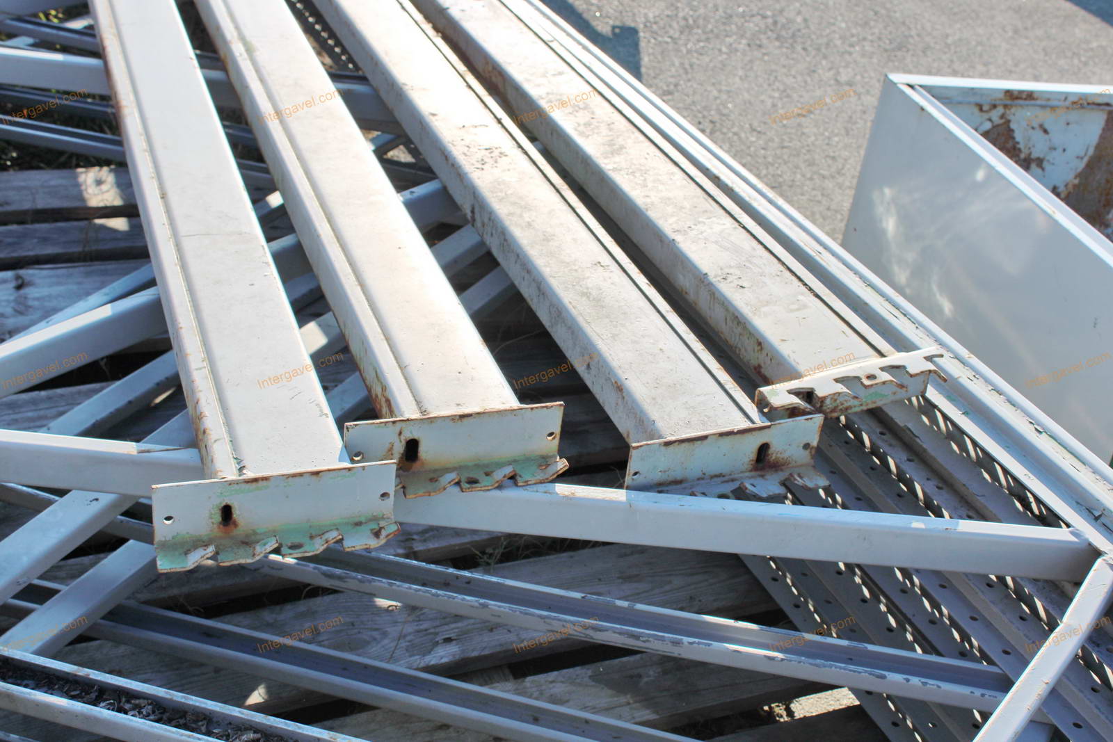 Raklapos állványelemek 14