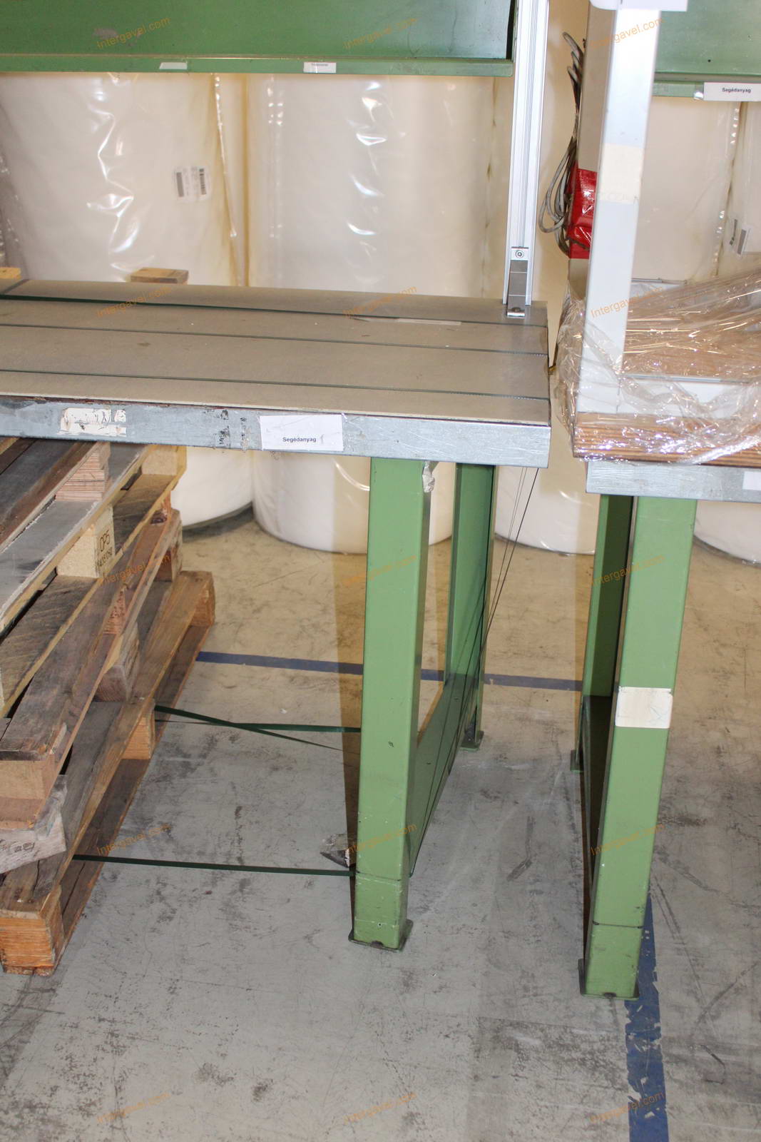 Szerelő asztalok 11