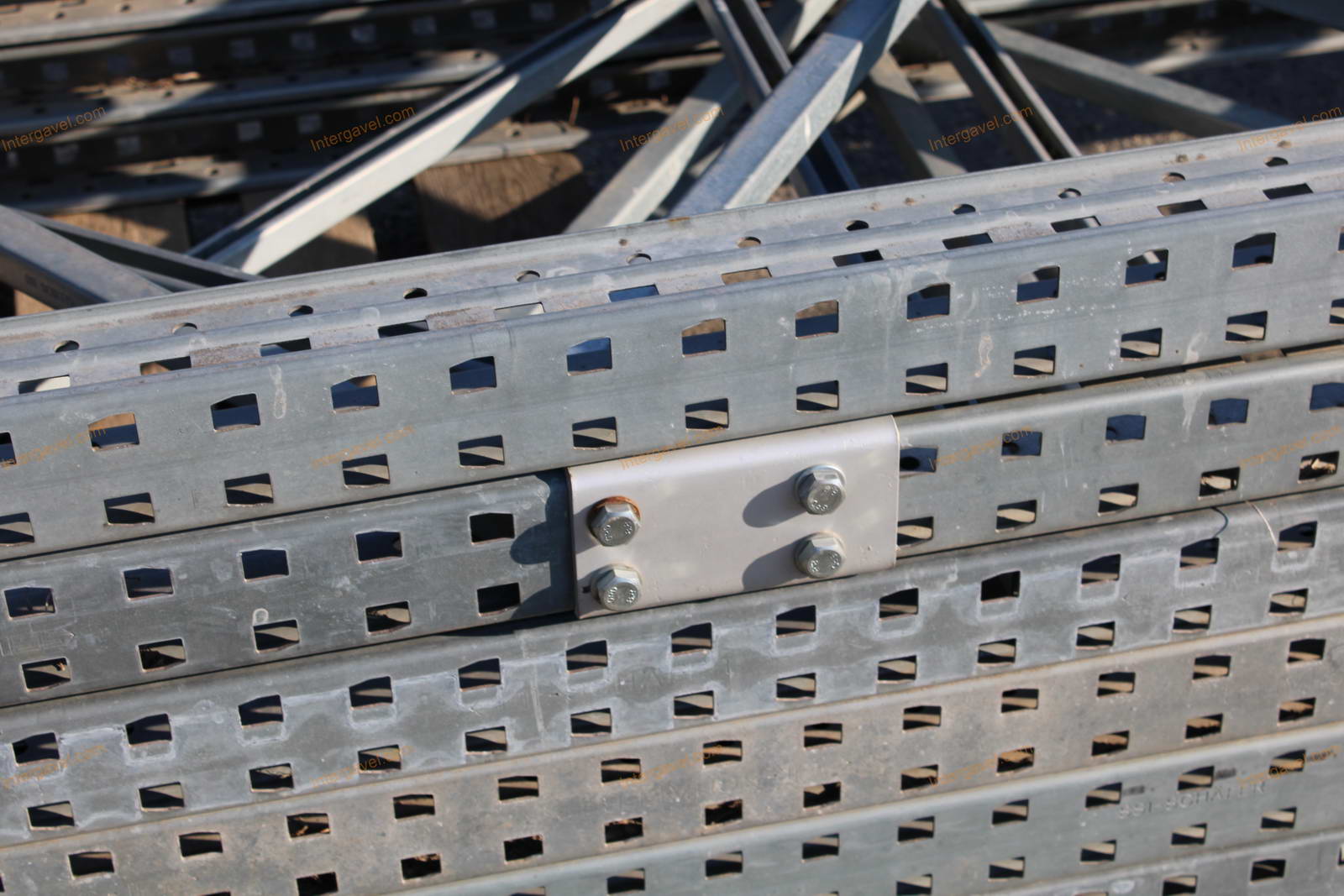 Vegyes raklapos állványelemek 7