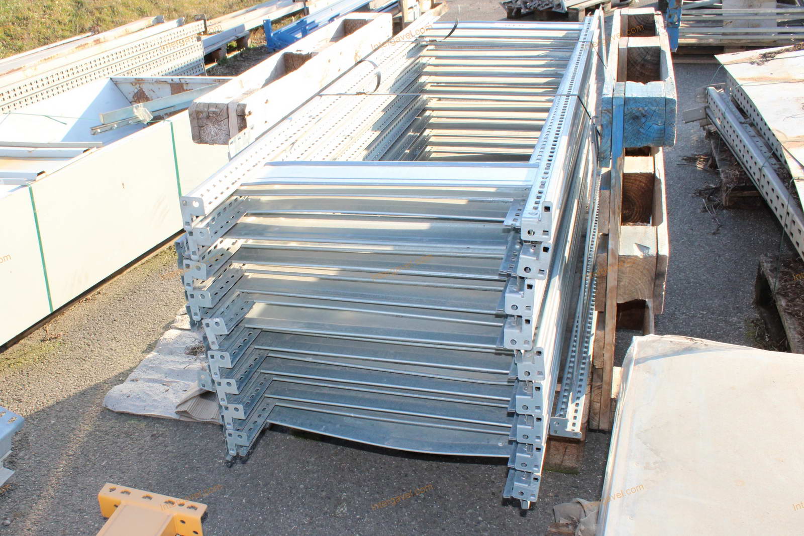 Polcos állványkeret 11