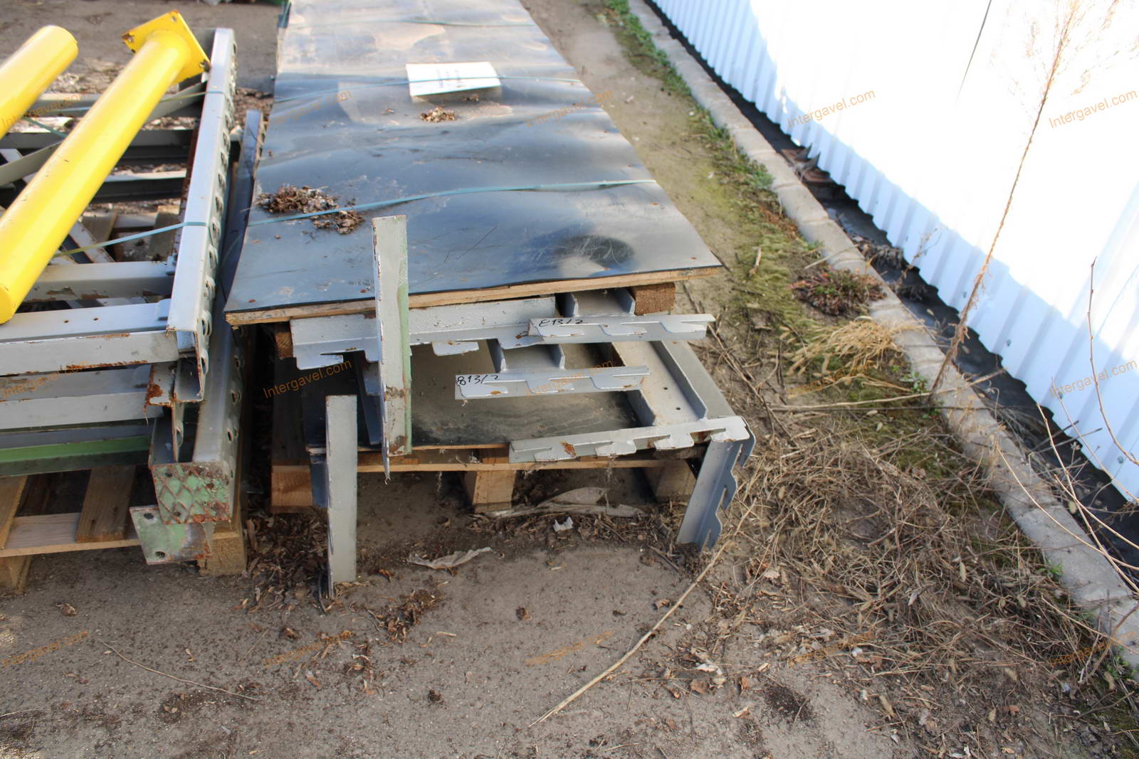 Bontott raklapos állványelemek 9