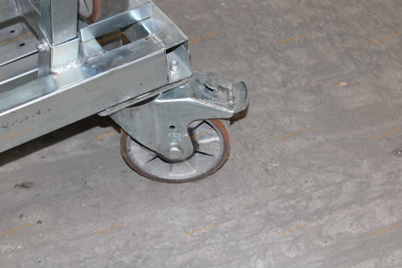 Raklapszállító kocsi 11