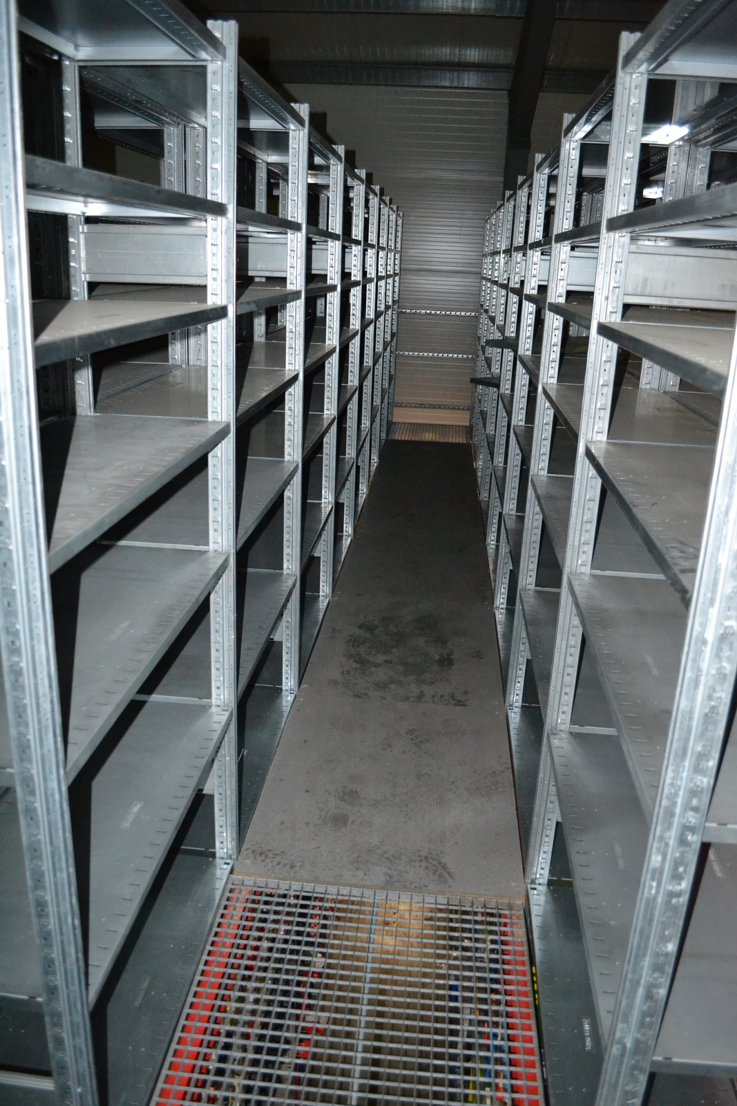 Kétszintes Schaefer polcos állványrendszer 15