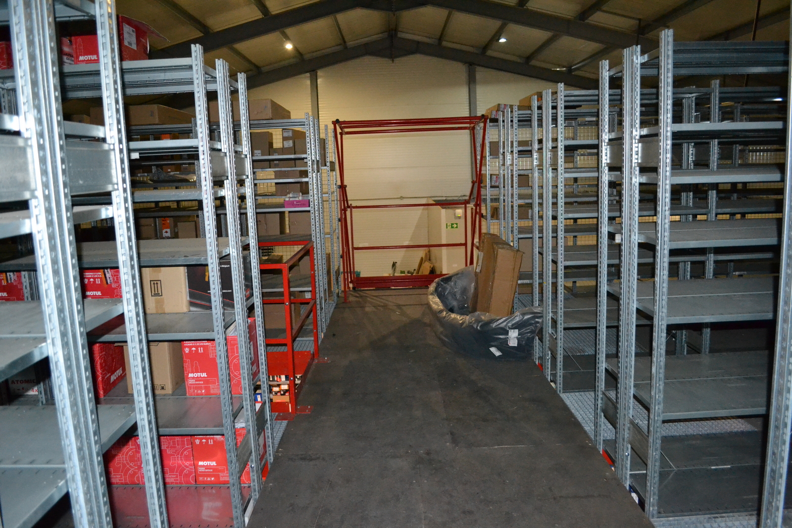 Kétszintes Schaefer polcos állványrendszer 16