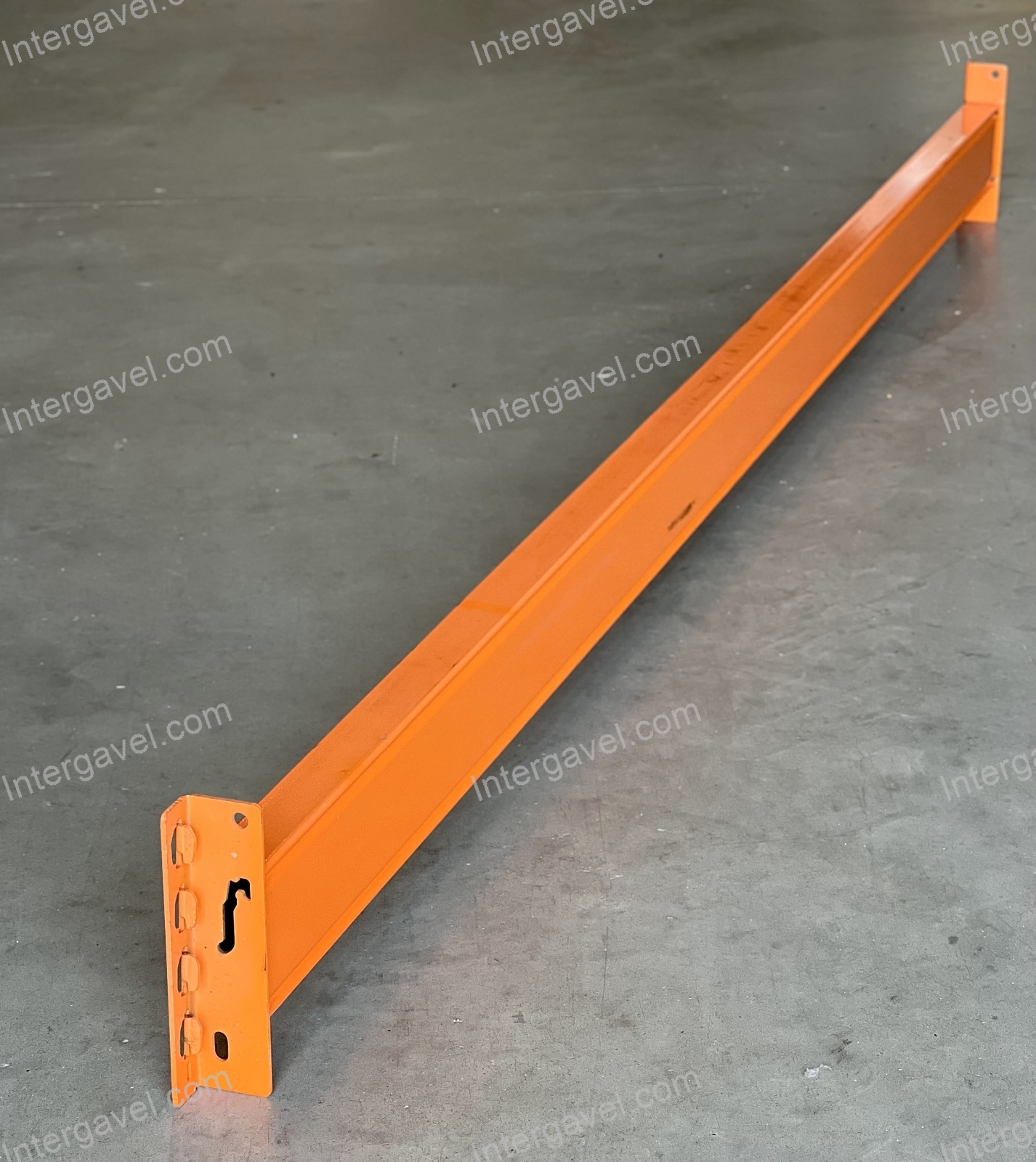 STOW 3600x140x50 mm típusú gerenda 2