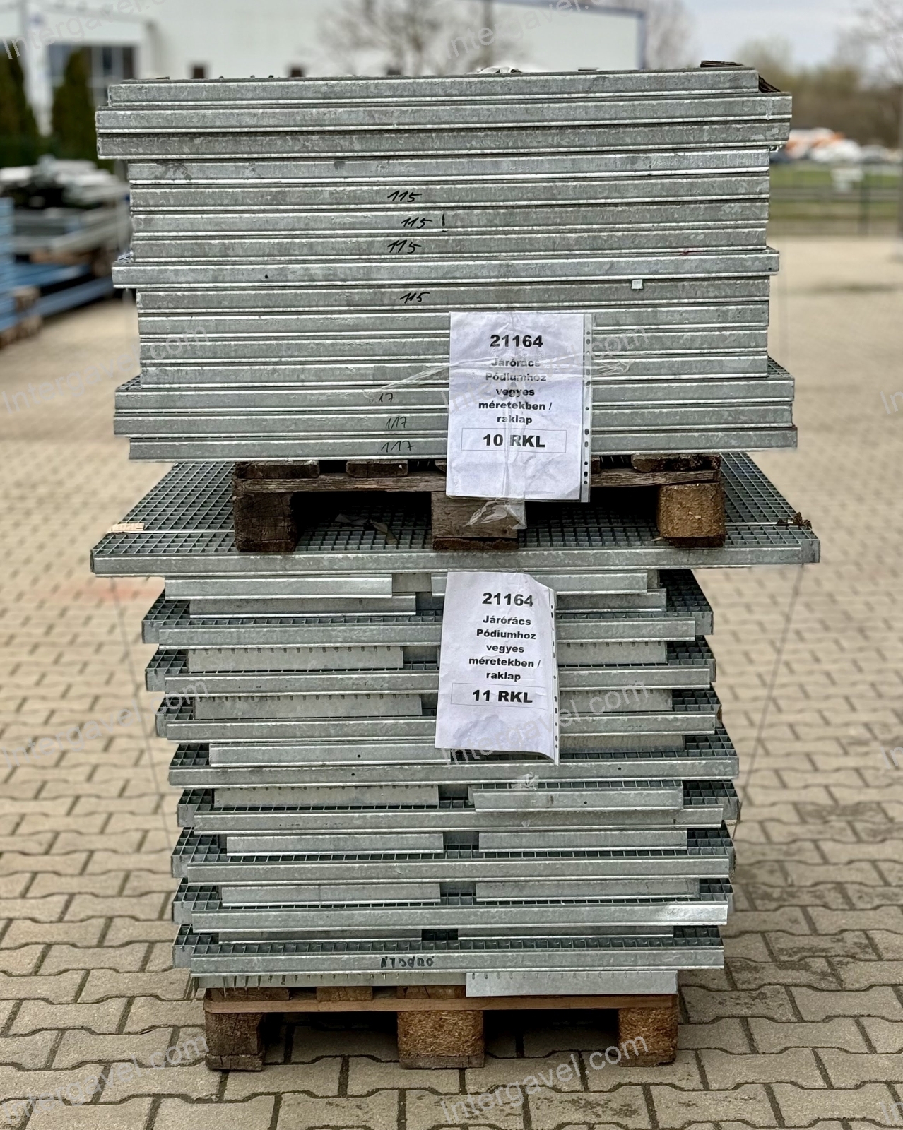 Vágott járórácsok vegyesen  3