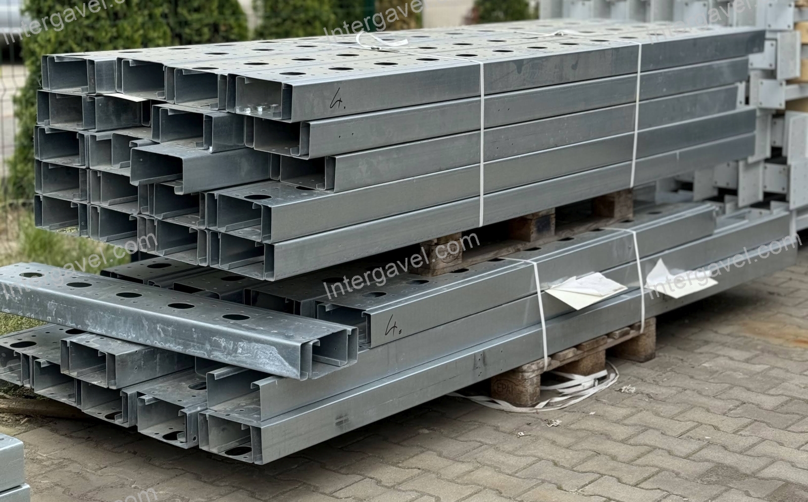 Galéria profilok vegyes méretben (4) 2