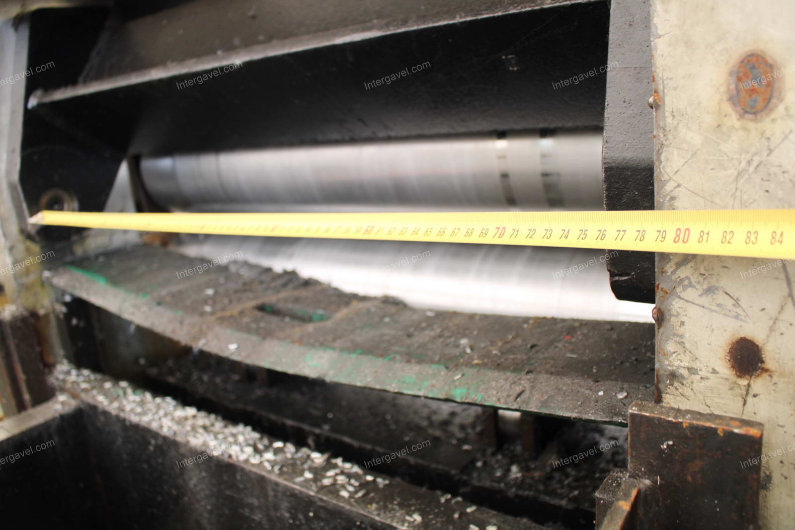 Tekercs egyengető, adagoló és lecsévélő 19