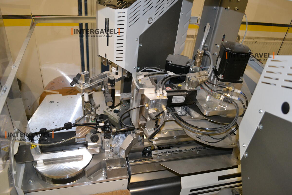 Komax Alpha 530 kábelmegmunkáló gép 9