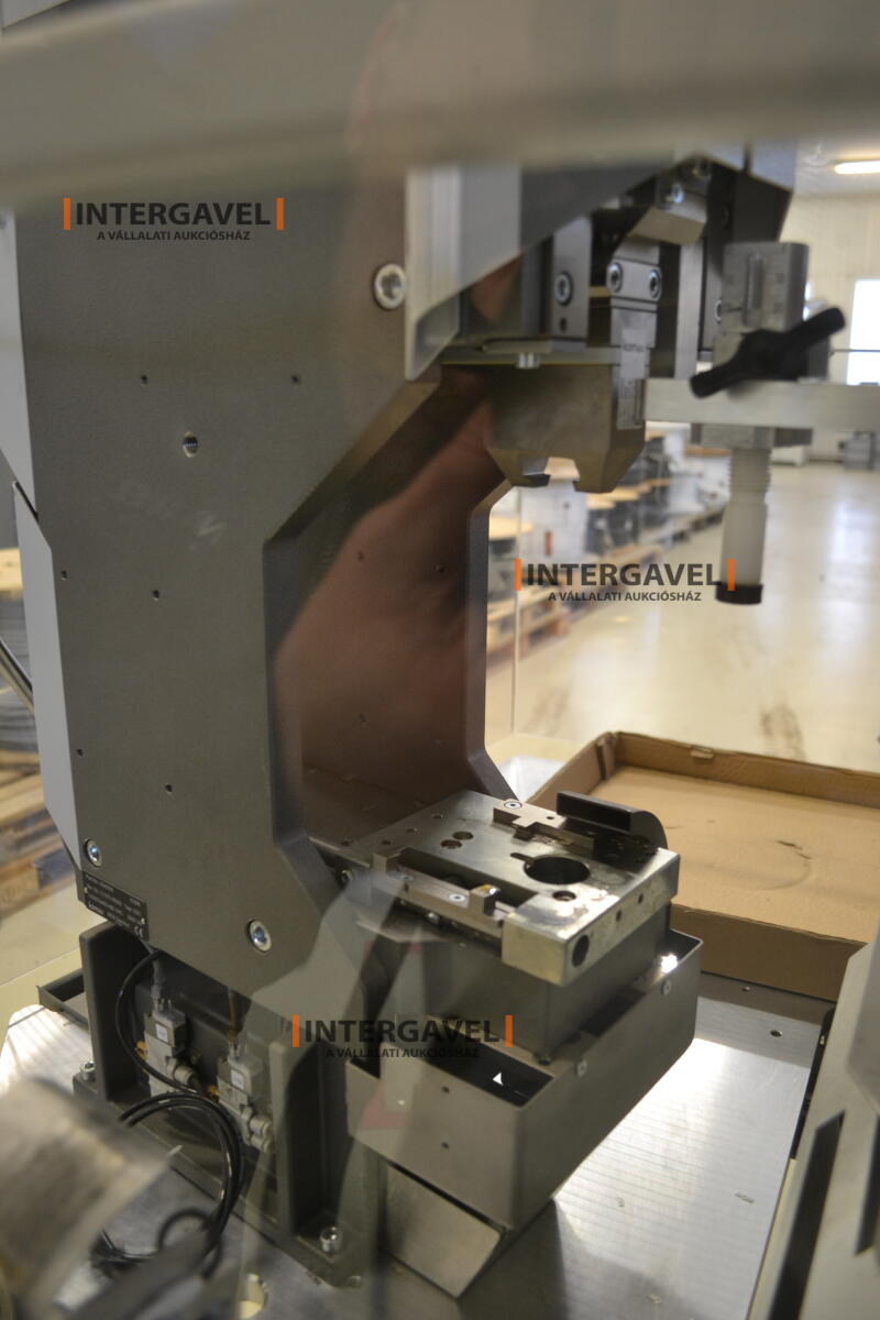 Komax Alpha 530 kábelmegmunkáló gép 10