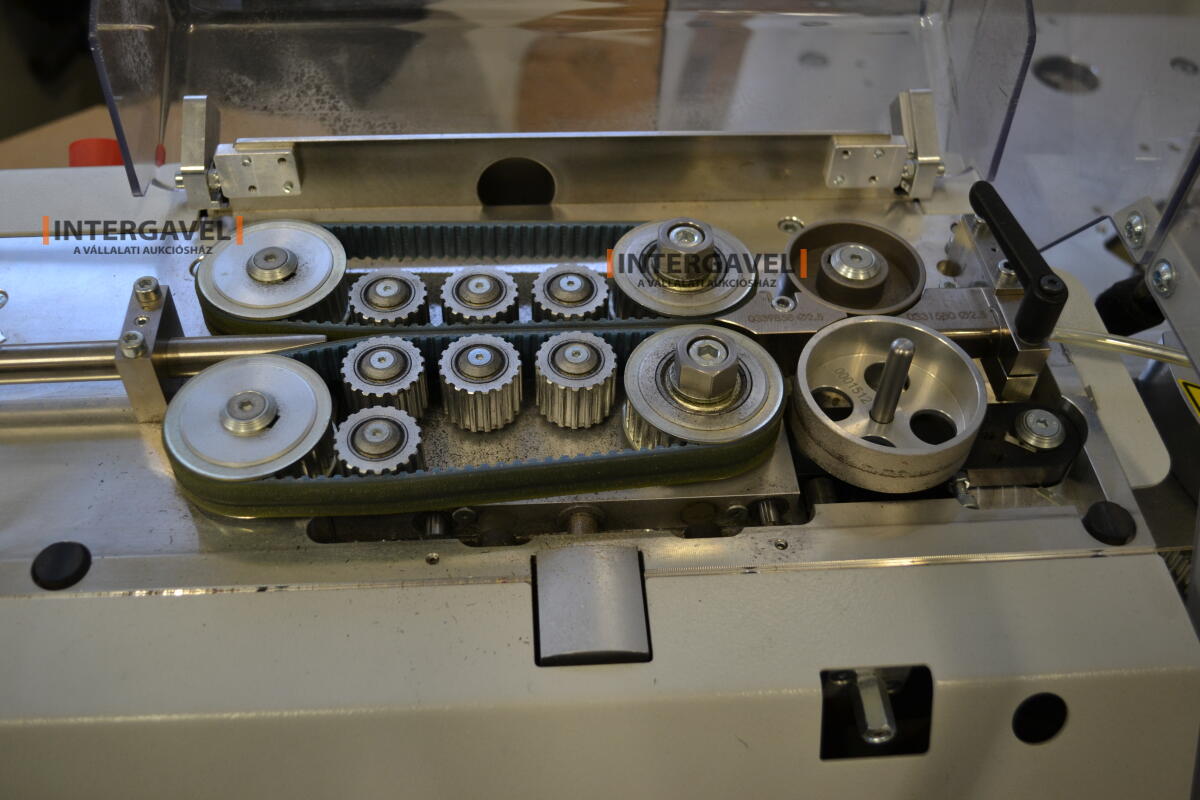 Komax Alpha 530 kábelmegmunkáló gép 14