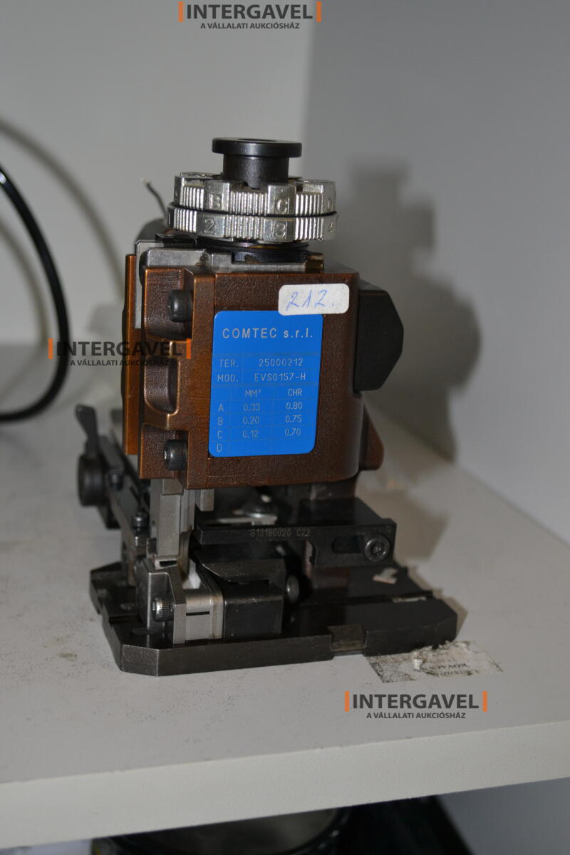 Komax Alpha 530 kábelmegmunkáló gép 17