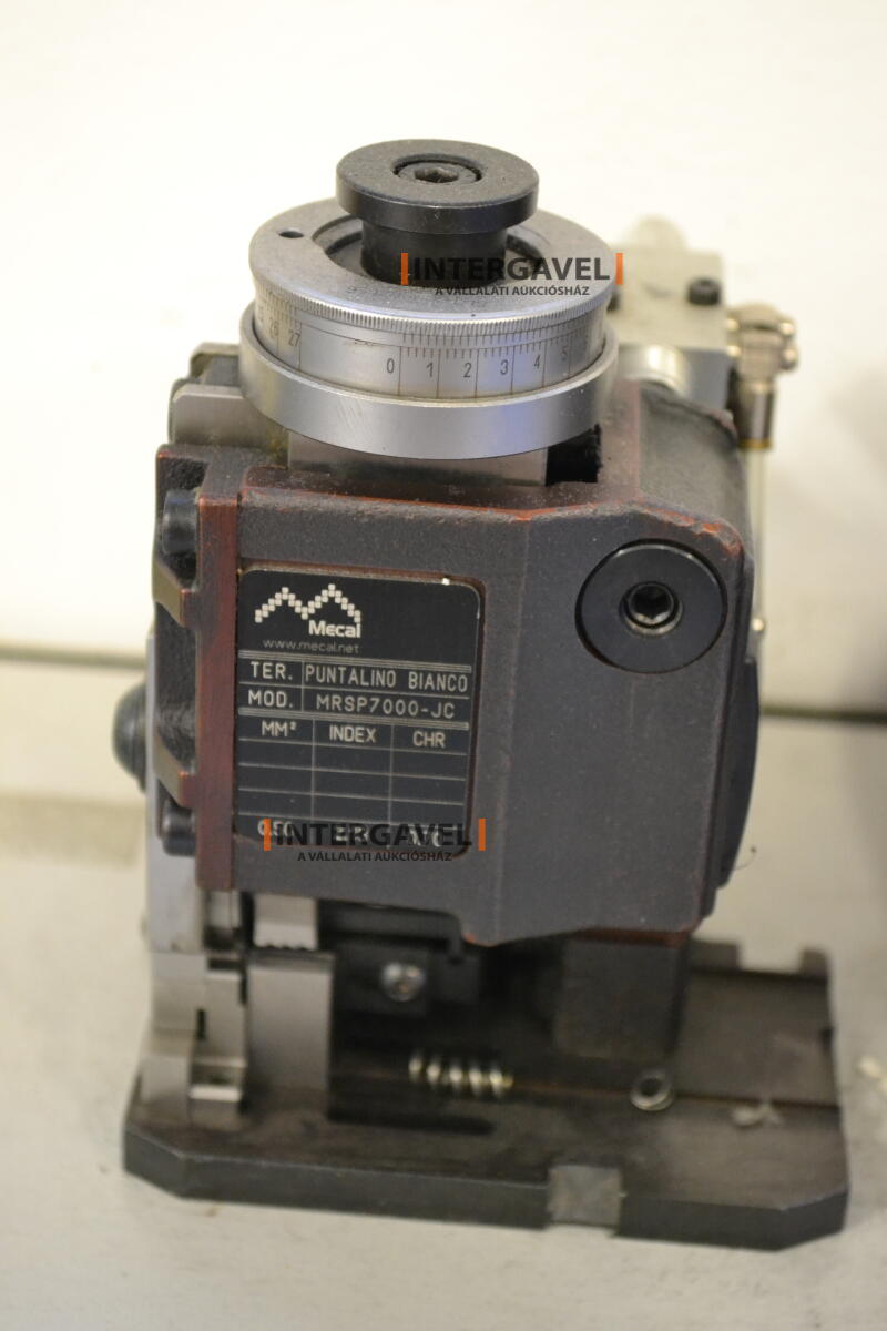 Komax Alpha 530 kábelmegmunkáló gép 24