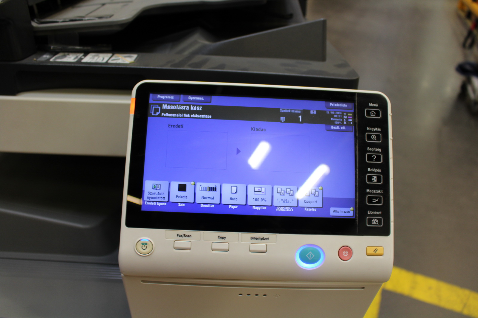 Nyomtató (Bizhub C364e) 4