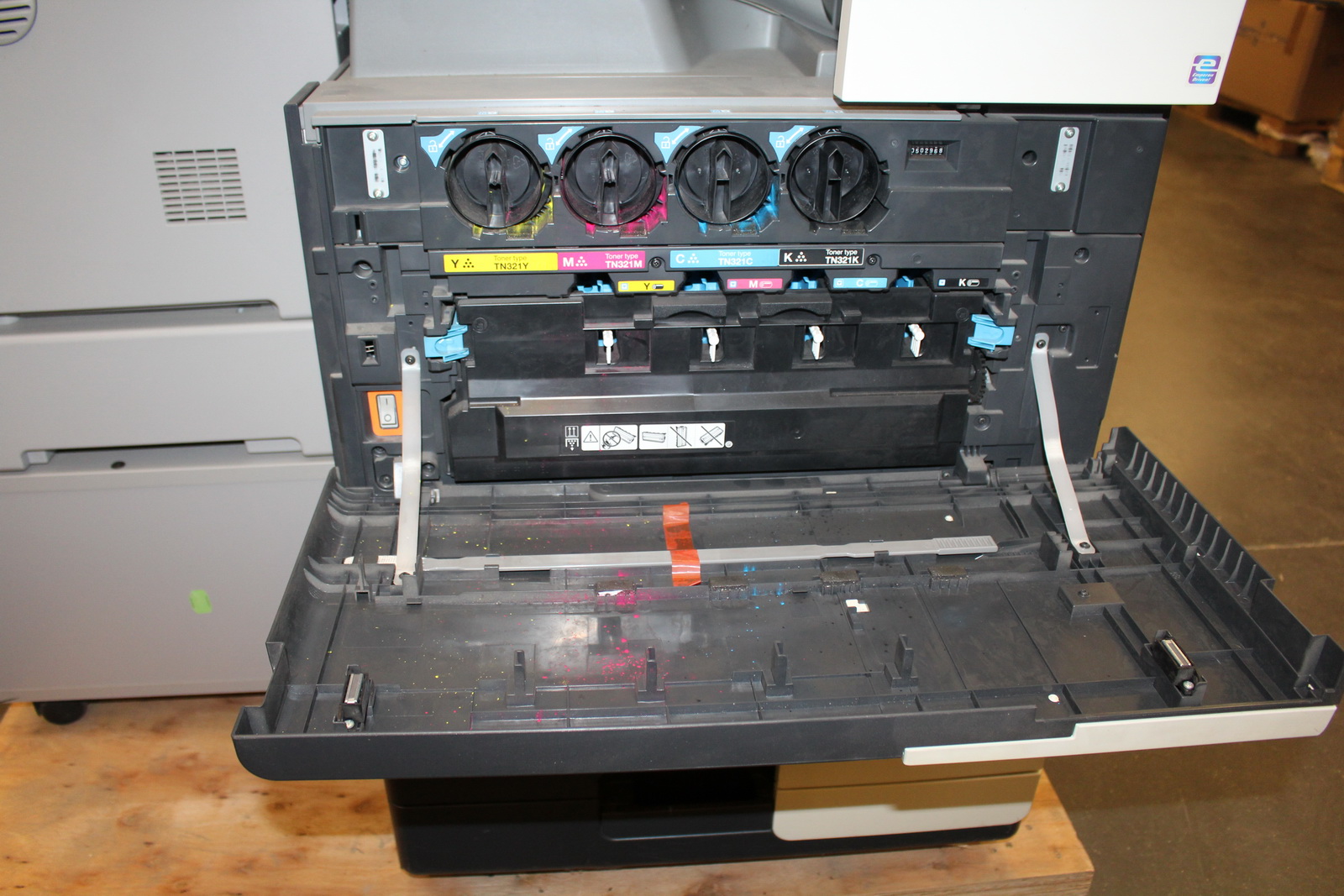 Nyomtató (Bizhub C364e) 4