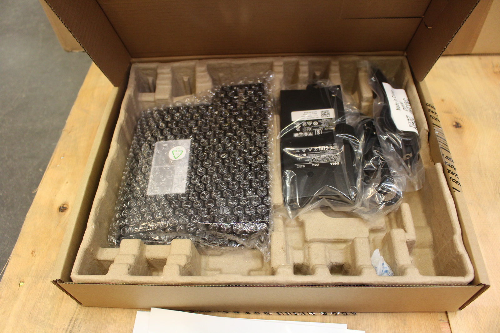 Dokkoló (Dell K07A-gyári csomagolásban) 2