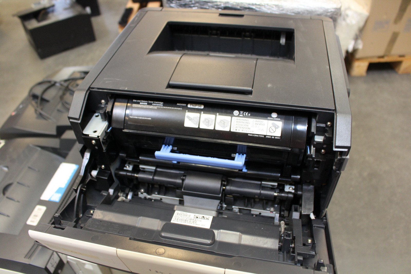 Nyomtató (Bizhub3300p) 4