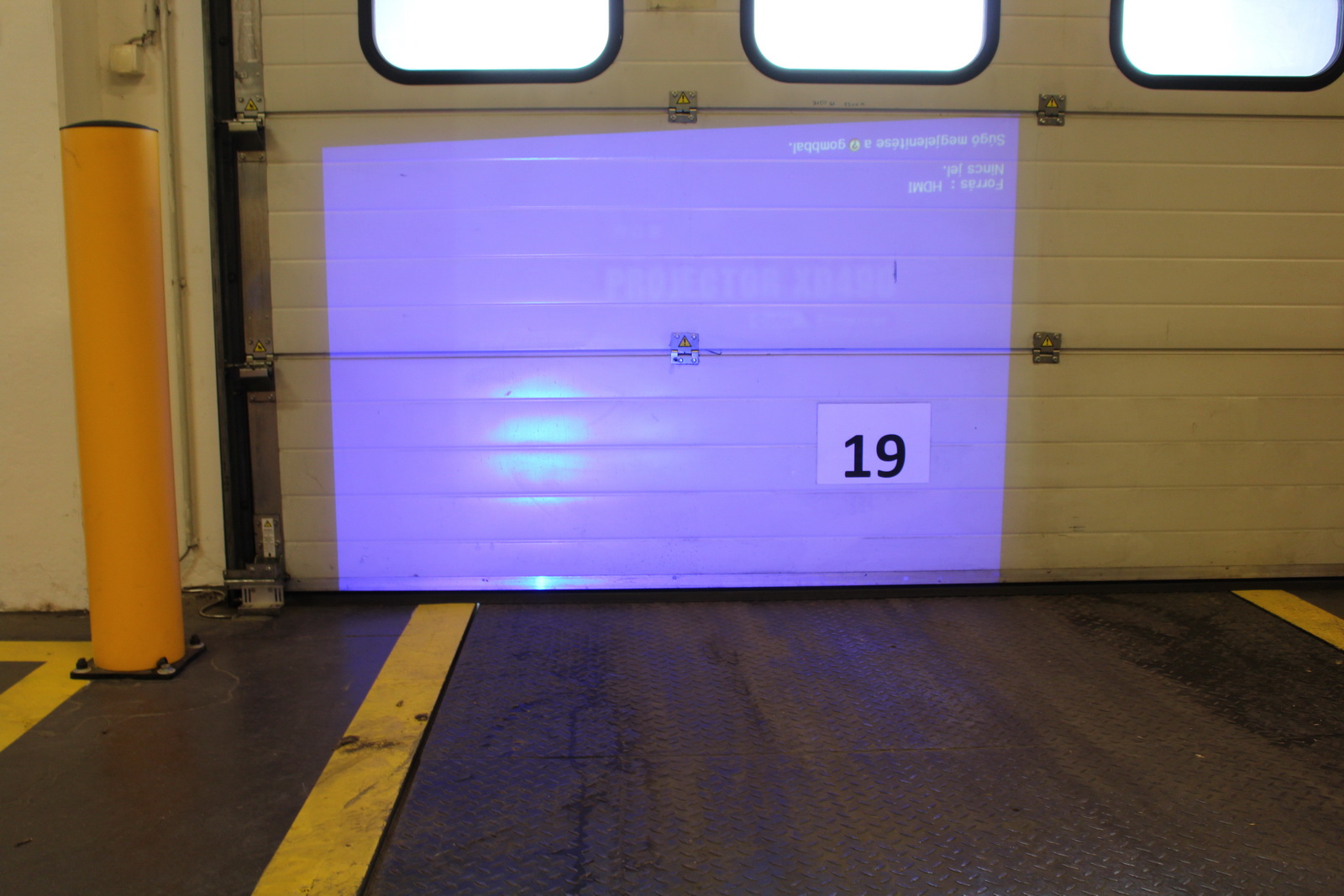 EPSON EB-W28 projektor 2