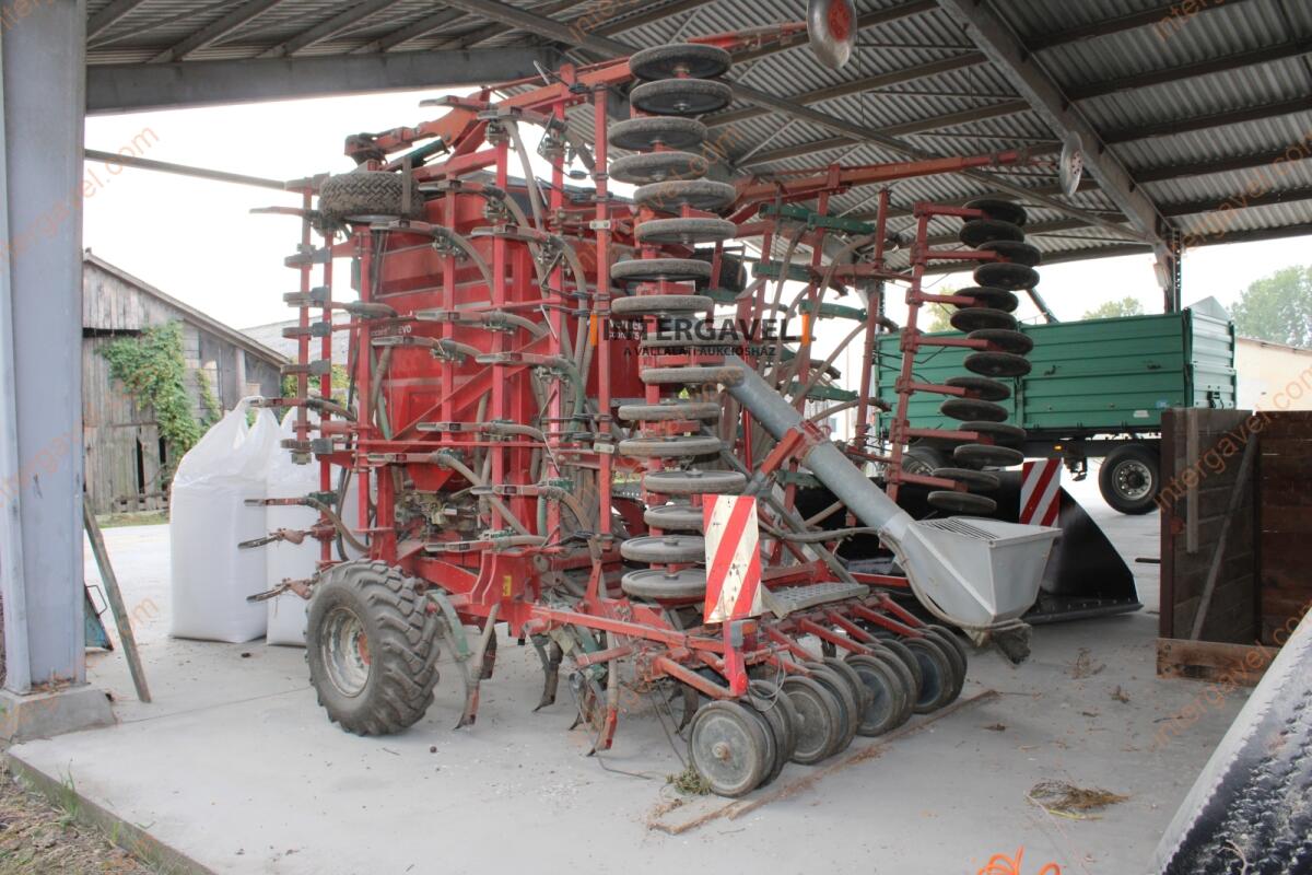 Gabona vetőgép - Kverneland 3