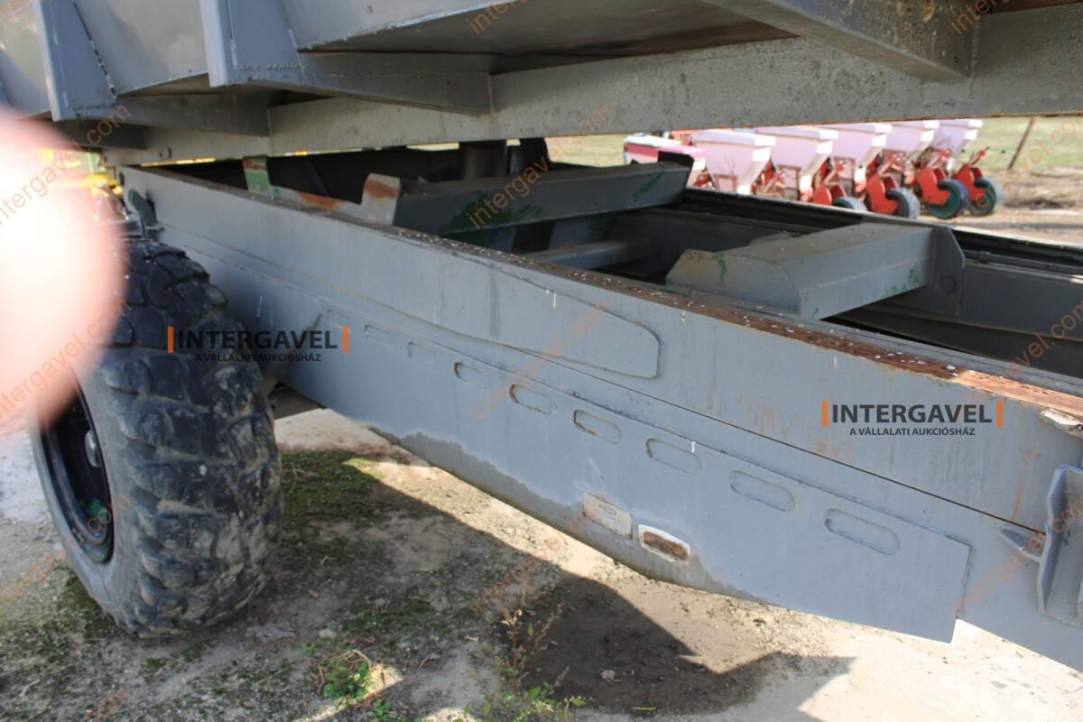 Pótkocsi - Hódgép 7