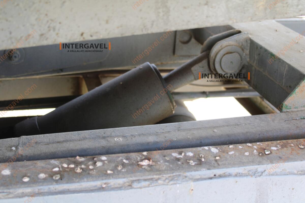 Pótkocsi - Hódgép 8