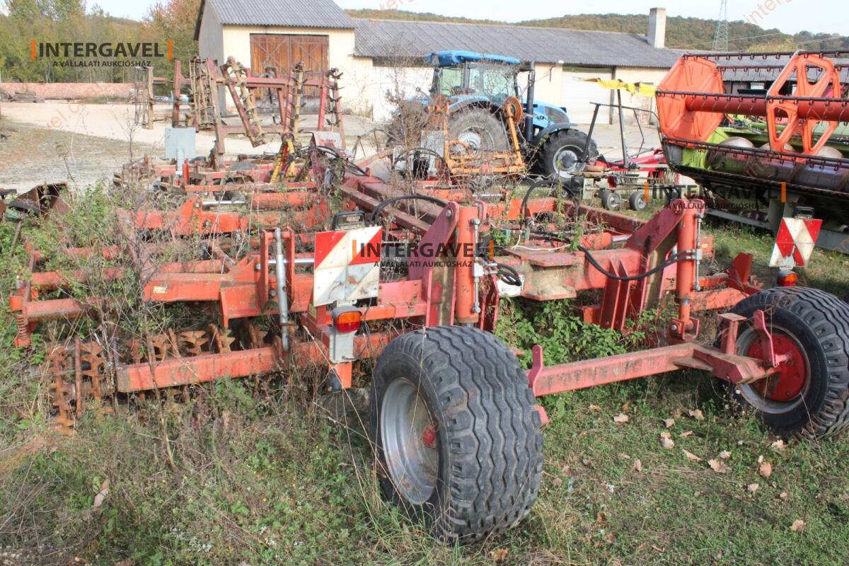 Kultivátor 4