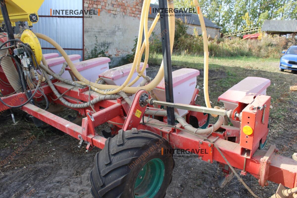 Szemenkénti vetőgép - Kverneland 10