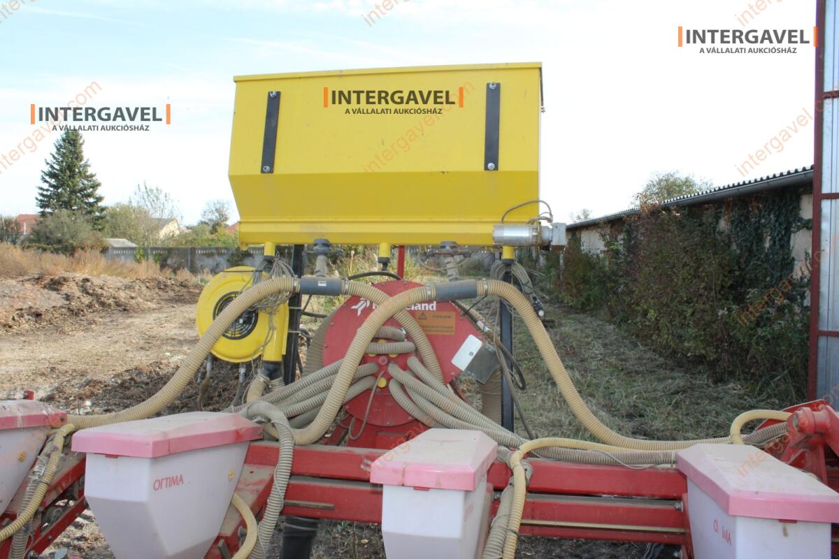 Szemenkénti vetőgép - Kverneland 17