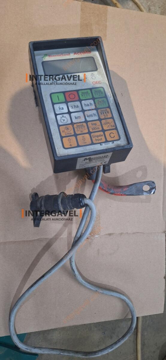 Szemenkénti vetőgép - Kverneland 25