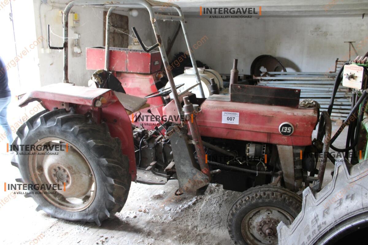 Traktor - Massey Fergusson