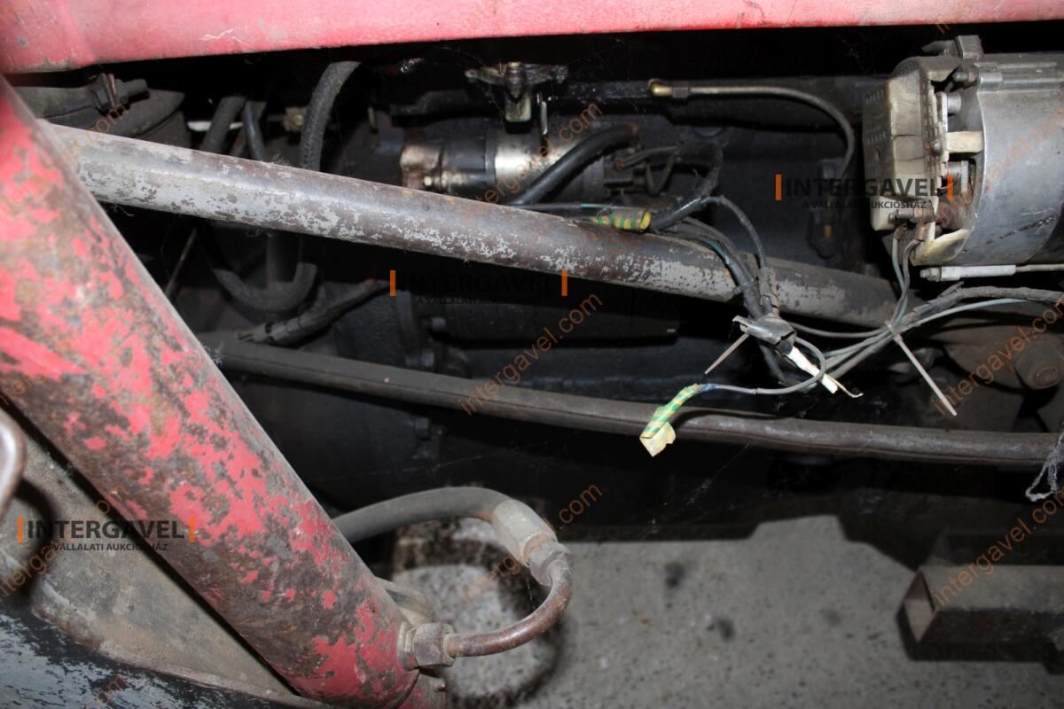 Traktor - Massey Fergusson 18