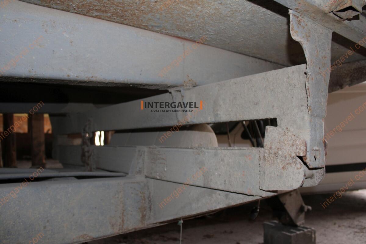 Pótkocsi - Erdőgép 11