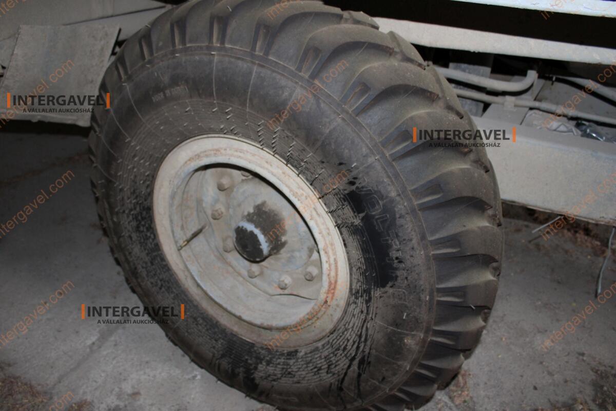 Pótkocsi - Erdőgép 12