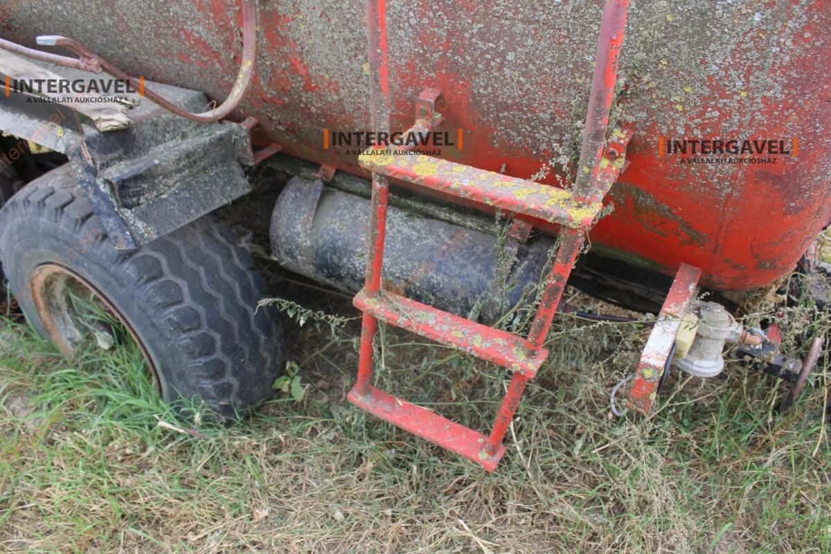 Tartálykocsi - DETK 8