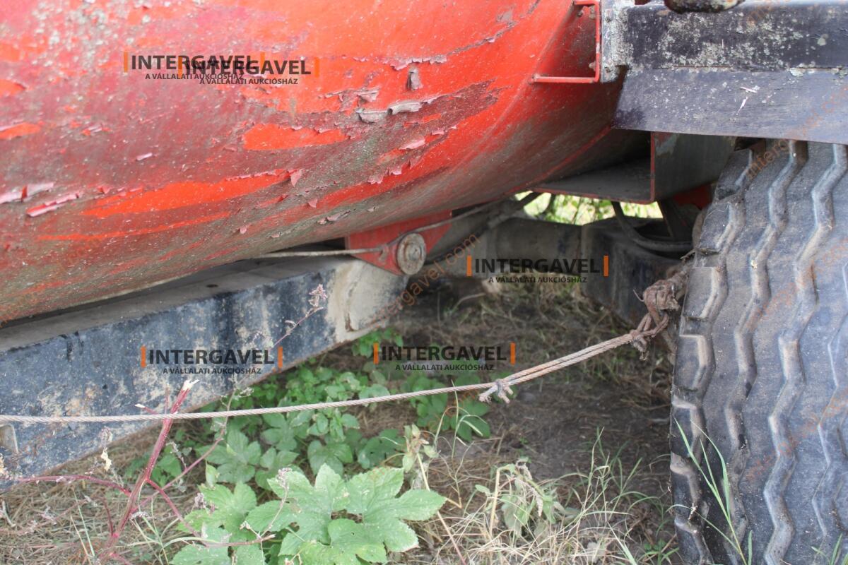 Tartálykocsi - DETK 18