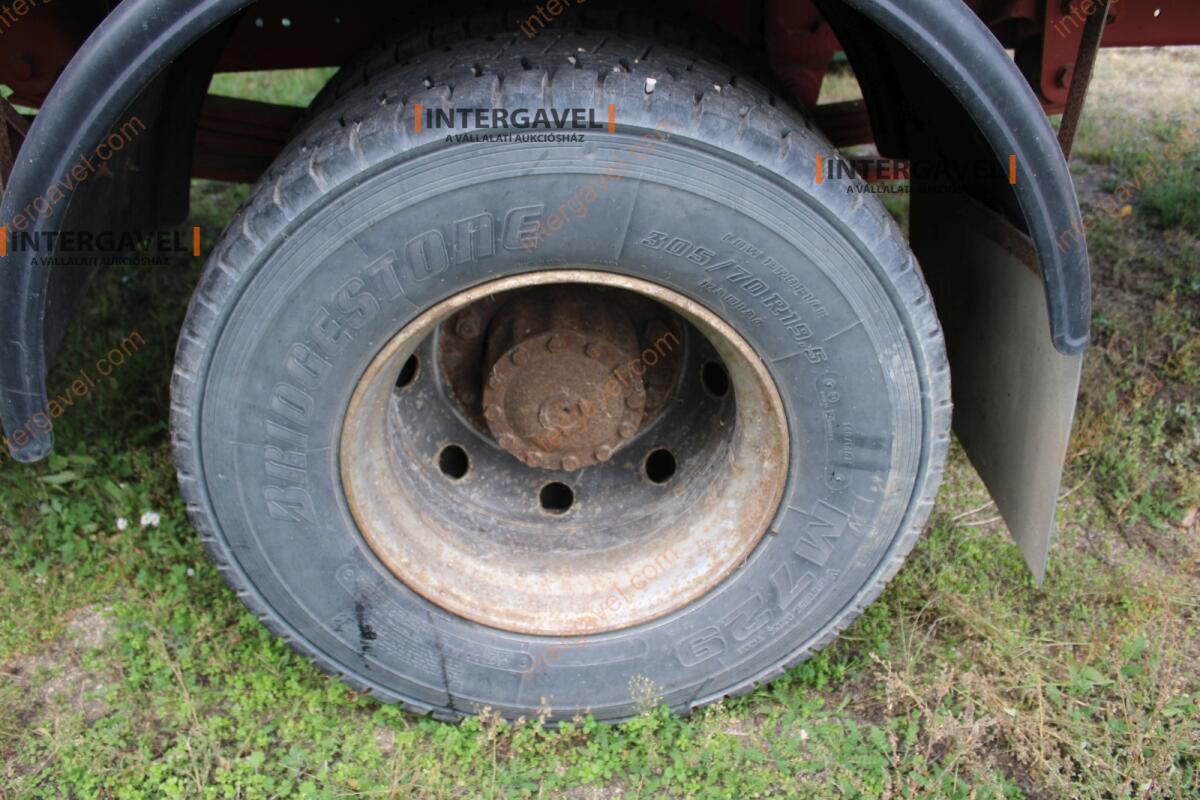 Teherautó - Iveco 14