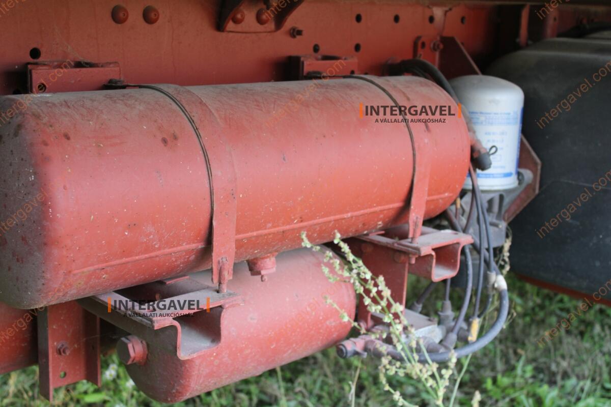 Teherautó - Iveco 23