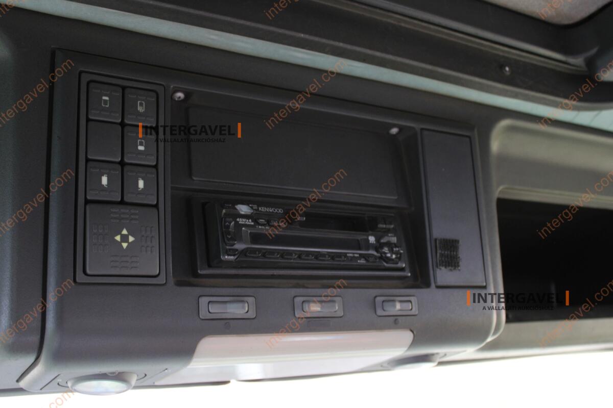 Teherautó - Iveco 36