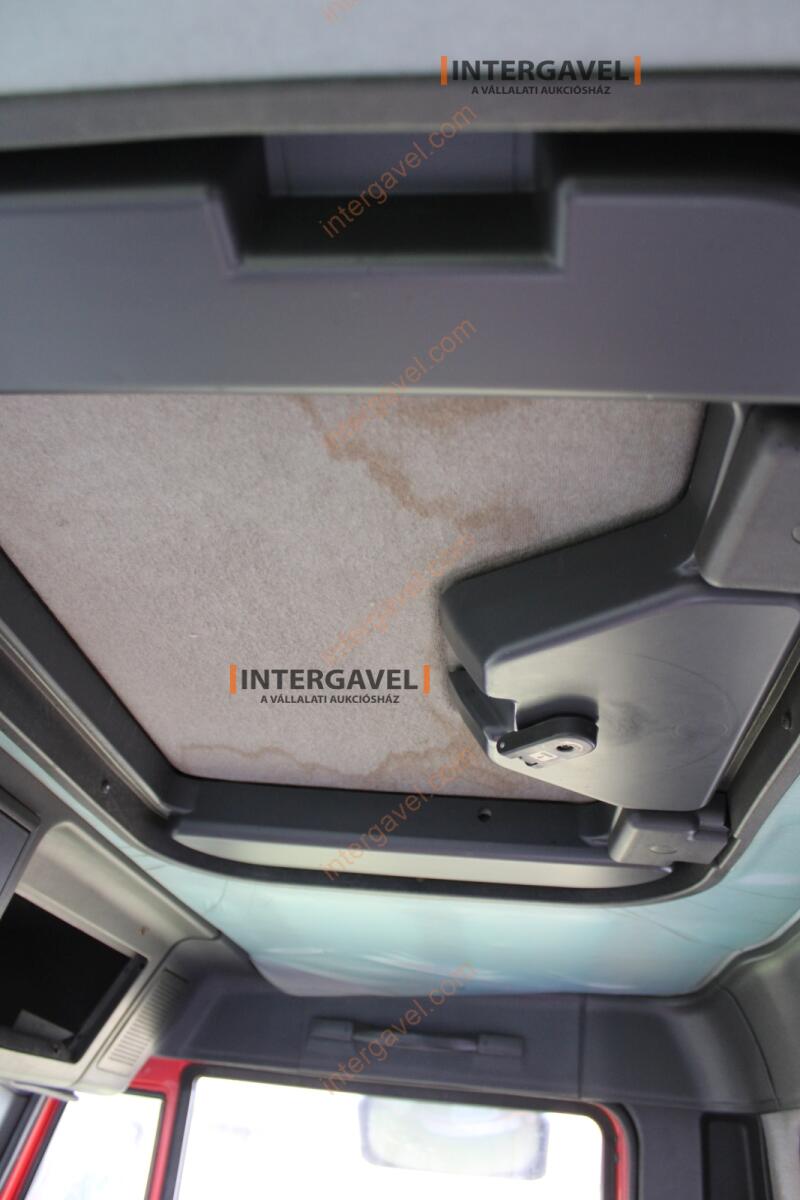 Teherautó - Iveco 37