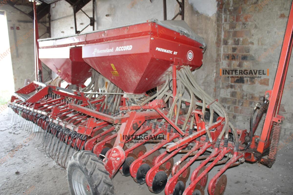 Gabonavetőgép - Kverneland 2