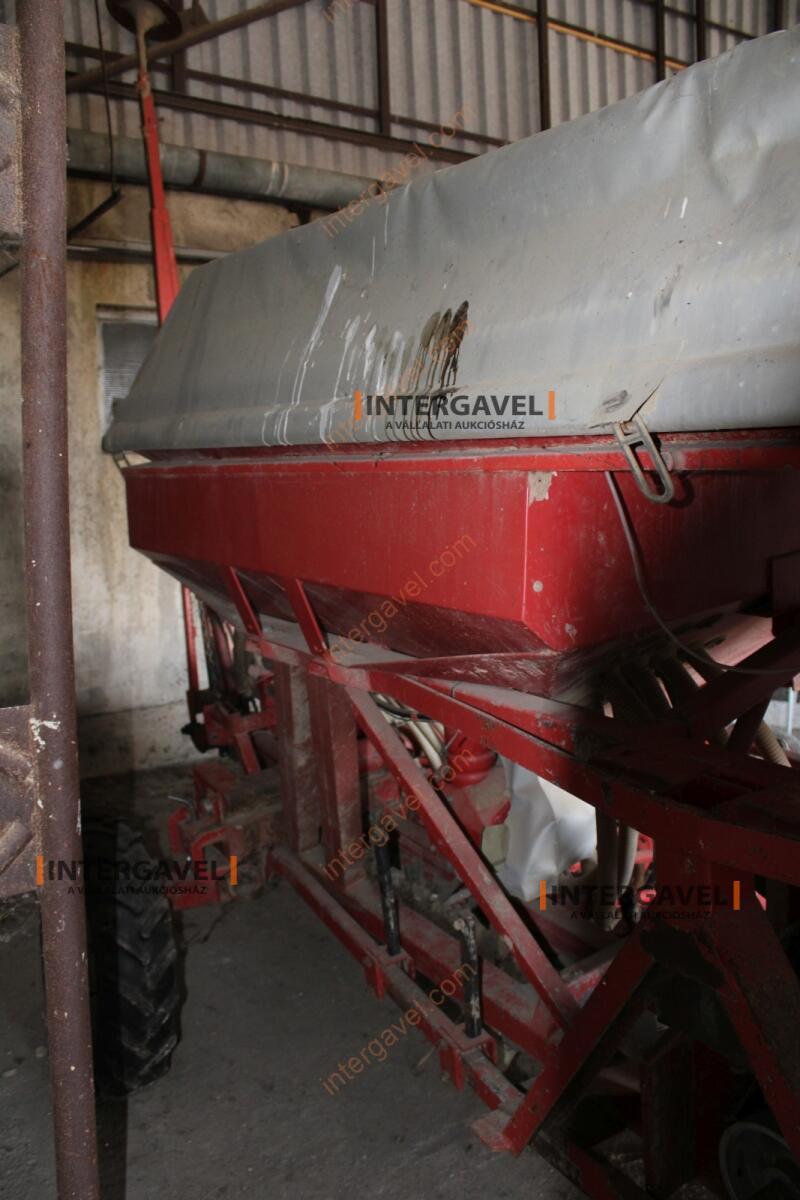 Gabonavetőgép - Kverneland 4